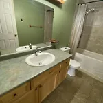 West Edmonton Cozy Room